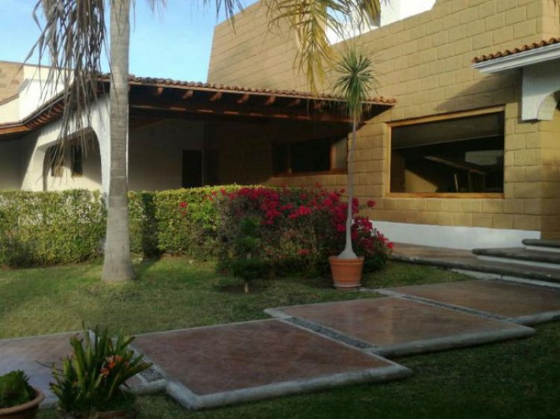 Foto Casa en Venta en Juriquilla, Santiago de Querétaro, Queretaro Arteaga - $ 12.500.000 - CAV191885 - BienesOnLine