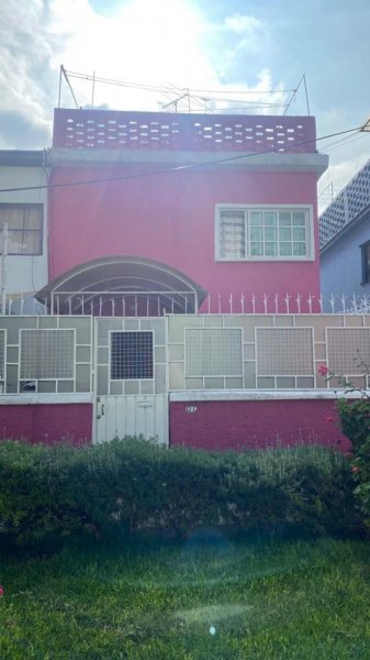 Casa en Venta en Unidad Modelo Iztapalapa, Distrito Federal