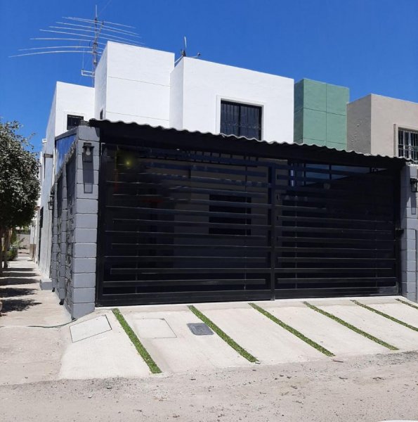 Casa en Venta en Hacienda de la Mora Culiacán Rosales, Sinaloa