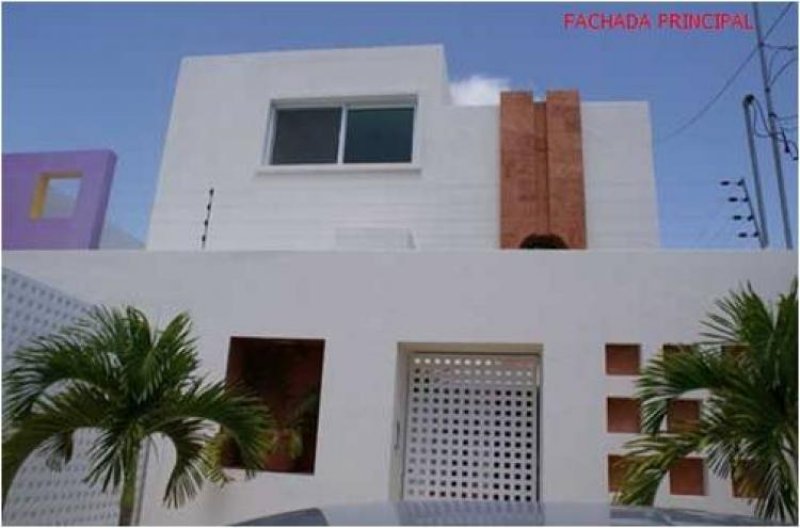 Foto Casa en Venta en sm 17, Cancún, Quintana Roo - $ 4.400.000 - CAV16732 - BienesOnLine