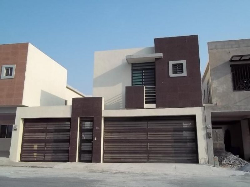 Foto Casa en Venta en Las Quintas, Reynosa, Tamaulipas - $ 2.400.000 - CAV37281 - BienesOnLine