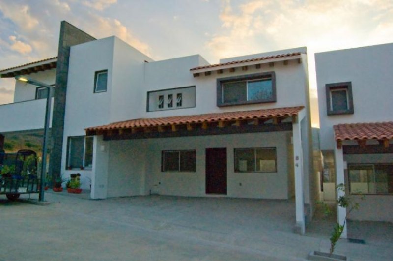 Foto Casa en Venta en fraccionamiento Terranova, Tuxtla Gutiérrez, Chiapas - $ 2.554.222 - CAV193811 - BienesOnLine