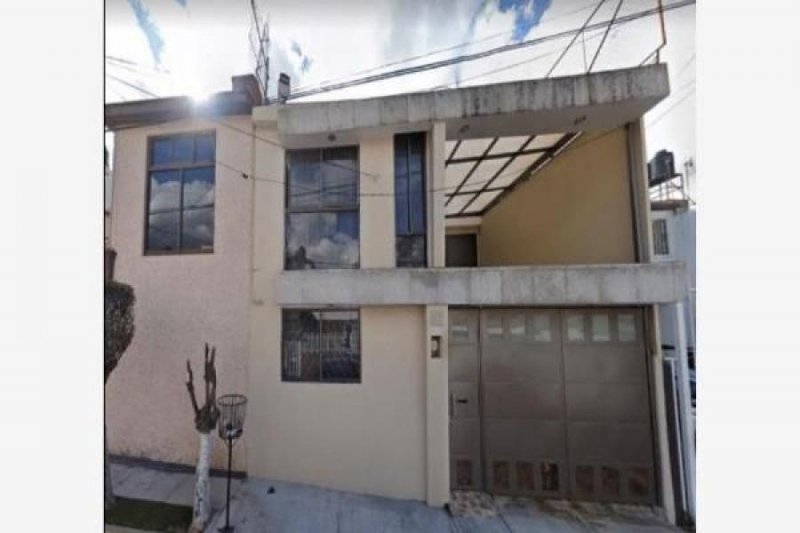 Foto Casa en Venta en JARDINES DE SAN MATEO, Naucalpan de Juárez, Mexico - $ 1.772.983 - CAV309100 - BienesOnLine