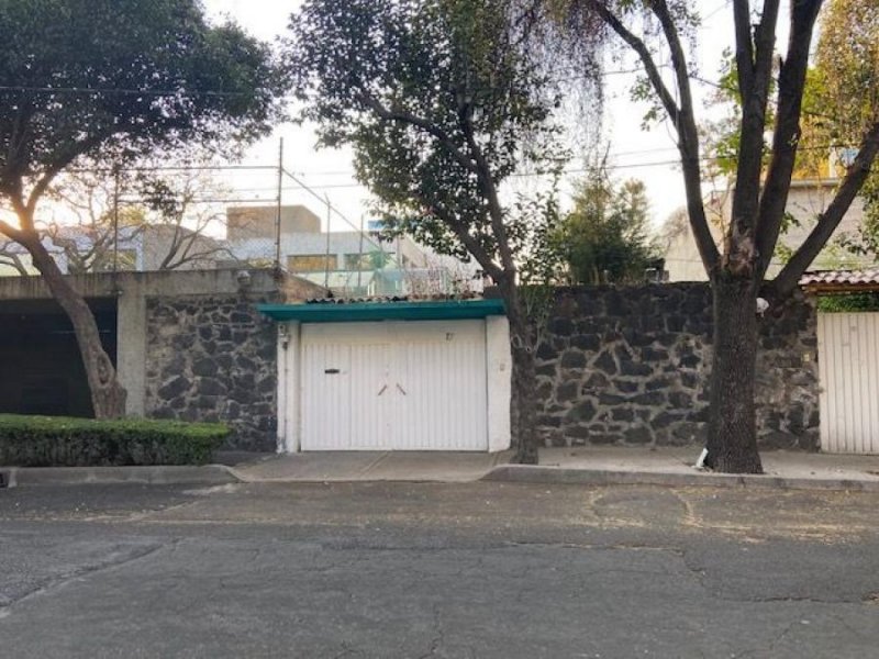 Casa en Venta en TORIELLO GUERRA Tlalpan, Distrito Federal