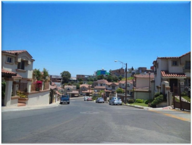 Foto Casa en Venta en COLINAS DEL REY, Tijuana, Baja California - $ 712.000 - CAV92651 - BienesOnLine