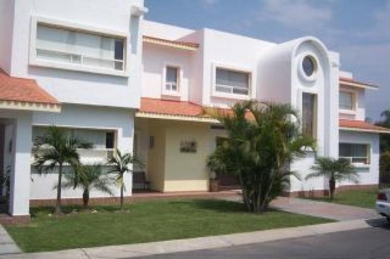 Foto Casa en Venta en LOMAS DE COCOYOC, Fraccionamiento Lomas de Cocoyoc, Morelos - $ 6.520.000 - CAV20634 - BienesOnLine