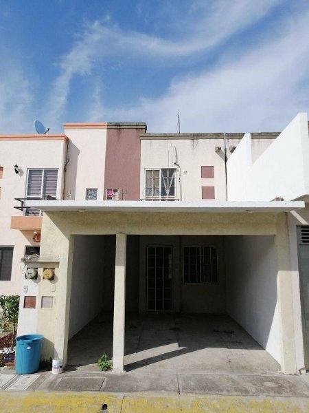 Foto Casa en Venta en HACIENDA PARAISO, VERACRUZ, Veracruz - $ 690.000 - CAV287770 - BienesOnLine