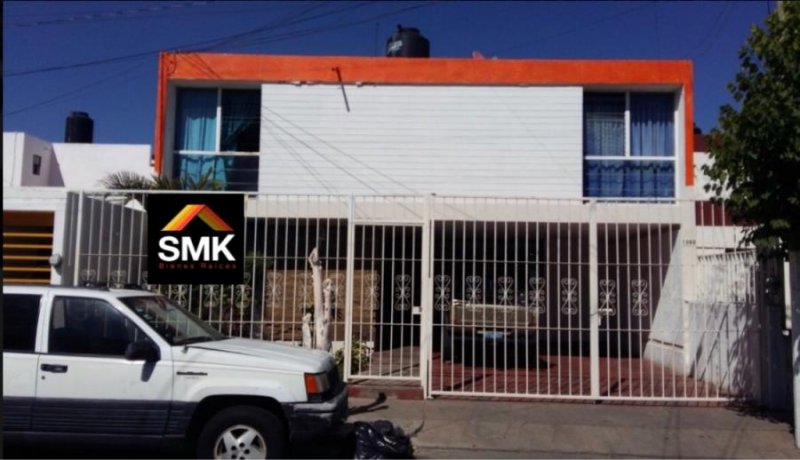 Foto Casa en Venta en Jardines de san ignacio, Zapopan, Jalisco - $ 6.800.000 - CAV269542 - BienesOnLine