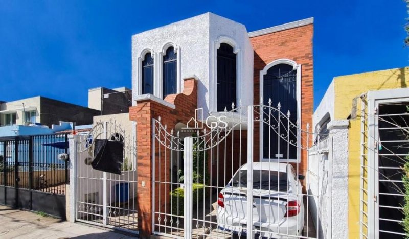 Casa en Venta en JARDINES DEL VALLE Zapopan, Jalisco