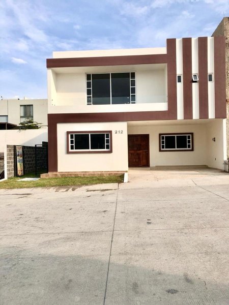 Casa en Venta en Los Robles Zapopan, Jalisco