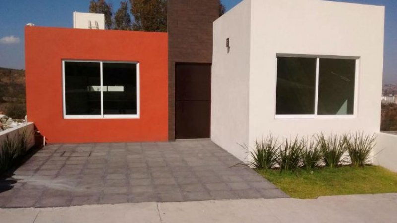 Foto Casa en Venta en FRACC.PASEOS DEL PARQUE, Morelia, Michoacan de Ocampo - $ 2.050.000 - CAV196897 - BienesOnLine