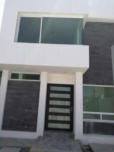 Foto Casa en Venta en Milenio III, Santiago de Querétaro, Queretaro Arteaga - $ 2.495.000 - CAV181489 - BienesOnLine