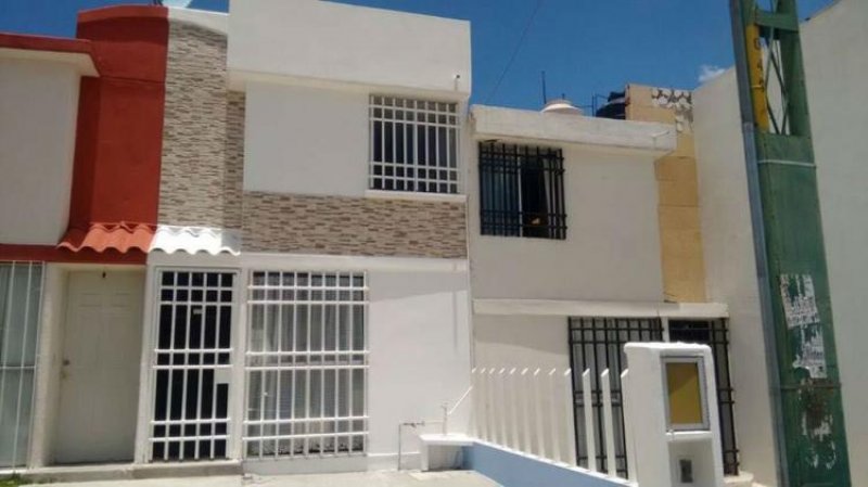 Foto Casa en Venta en Periférico y 11 Sur, Puebla, Puebla - $ 750.000 - CAV195428 - BienesOnLine