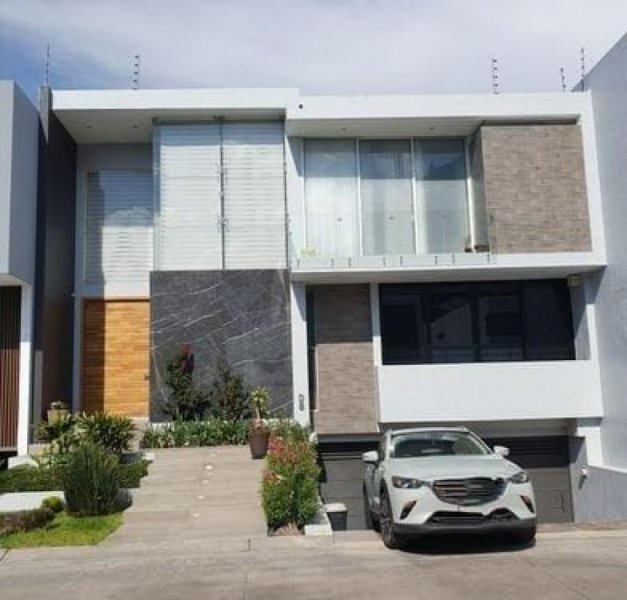 Casa en Venta en Villa Verona Zapopan, Jalisco