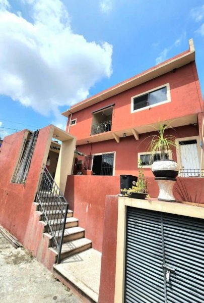 Casa en Venta en LA CAROLINA Cuernavaca, Morelos