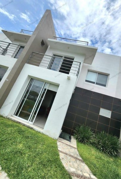 Casa en Venta en JARDINES DE LA HACIENDA Cocoyoc, Morelos