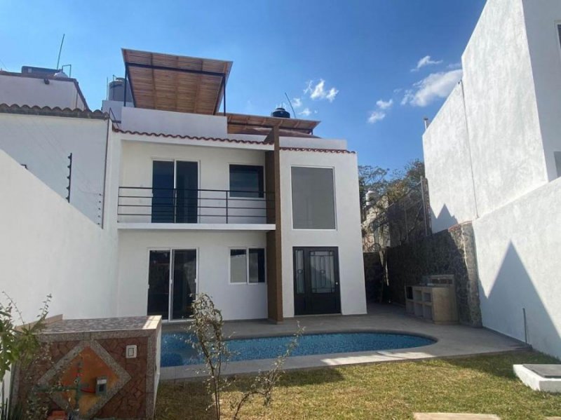 Hermosa Casa en Venta Ubicada en Tlayacapan Mor.