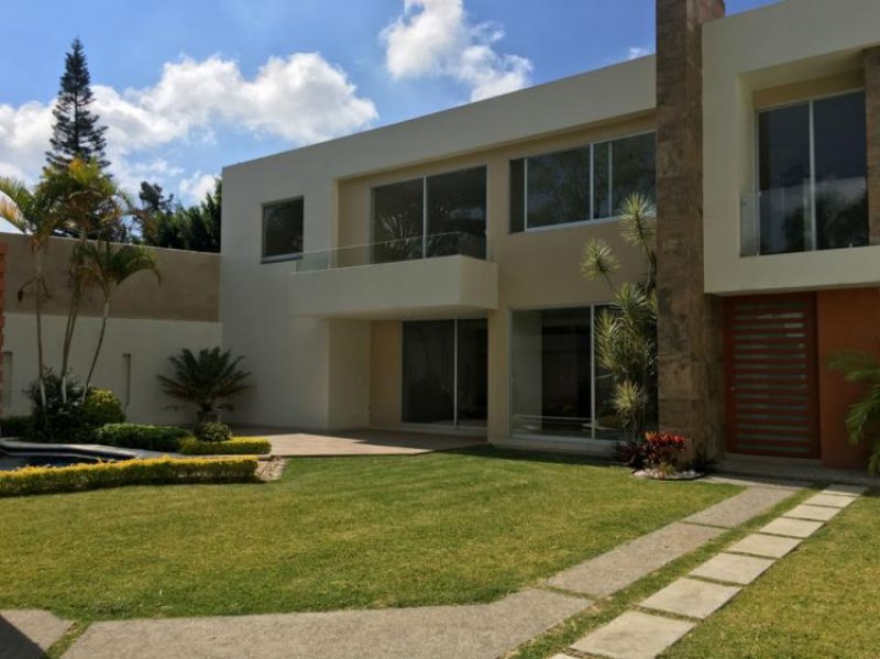 Foto Casa en Venta en ANALCO, Cuernavaca, Morelos - $ 6.200.000 - CAV149200 - BienesOnLine