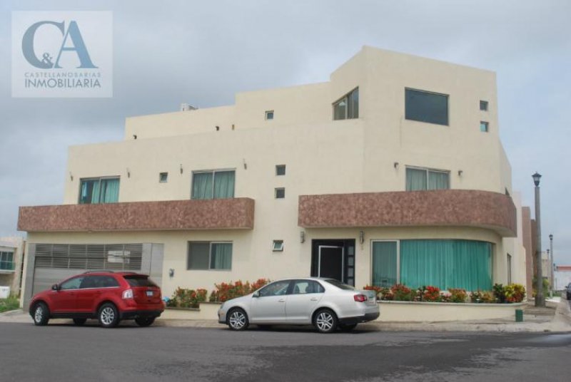 Foto Casa en Venta en LOMAS RESIDENCIAL, Boca del Río, Veracruz - $ 5.000.000 - CAV121015 - BienesOnLine