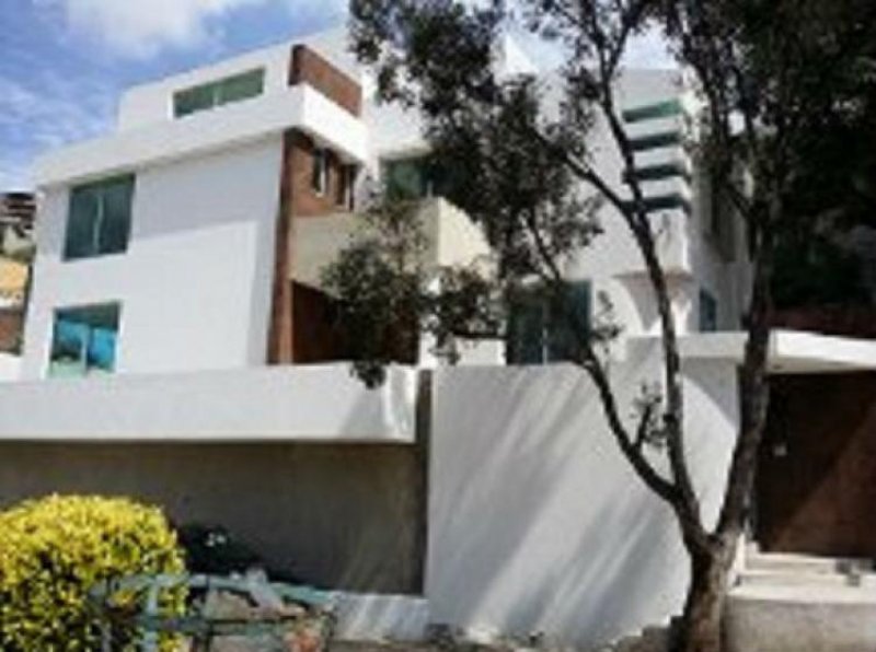 Foto Casa en Venta en Paseos del Bosque, Naucalpan de Juárez, Mexico - $ 6.950.000 - CAV126592 - BienesOnLine