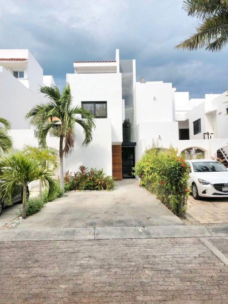 Foto Casa en Venta en BLVD KUKULKAN, Cancún, Quintana Roo - U$D 1.975.000 - CAV324688 - BienesOnLine