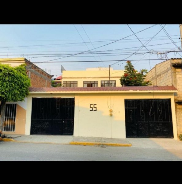 Hermosa, sofisticada y elegante casa en venta.  