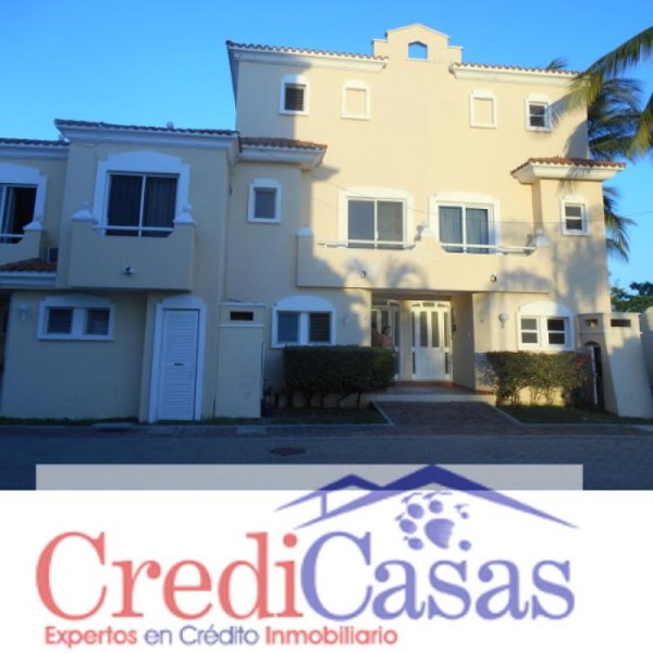 Foto Casa en Venta en FRACCIONAMIENTO LA ISLA, Mazatlán, Sinaloa - $ 4.100.000 - CAV206147 - BienesOnLine