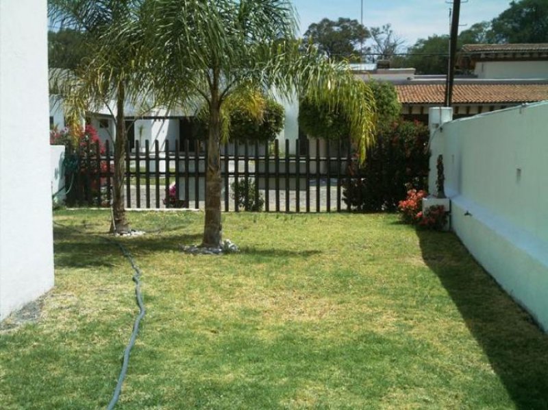 Foto Casa en Venta en JURIQUILLA, VILLAS DEL MESON, Santiago de Querétaro, Queretaro Arteaga - $ 3.500.000 - CAV21743 - BienesOnLine