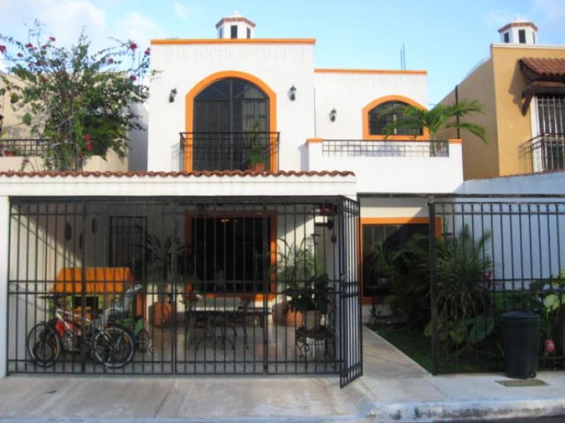 Foto Casa en Venta en santa fe, Cancún, Quintana Roo - $ 2.600.000 - CAV18702 - BienesOnLine