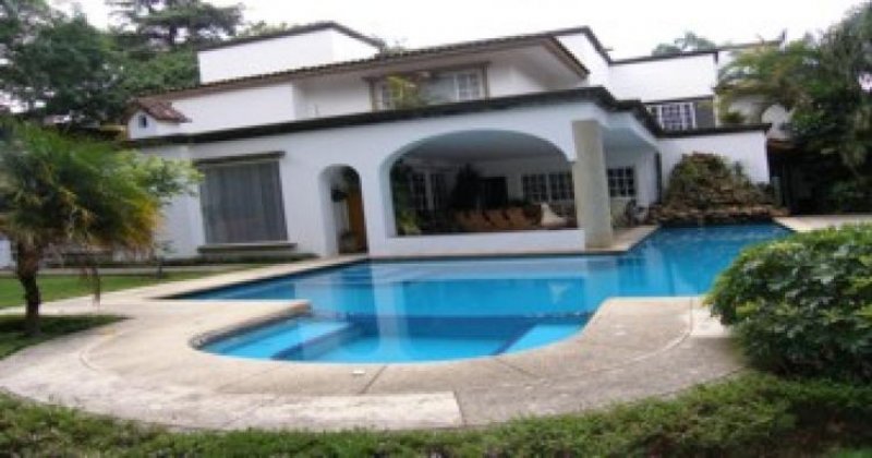 Foto Casa en Venta en Cuernavaca, Morelos - U$D 1.200.000 - CAV6349 - BienesOnLine