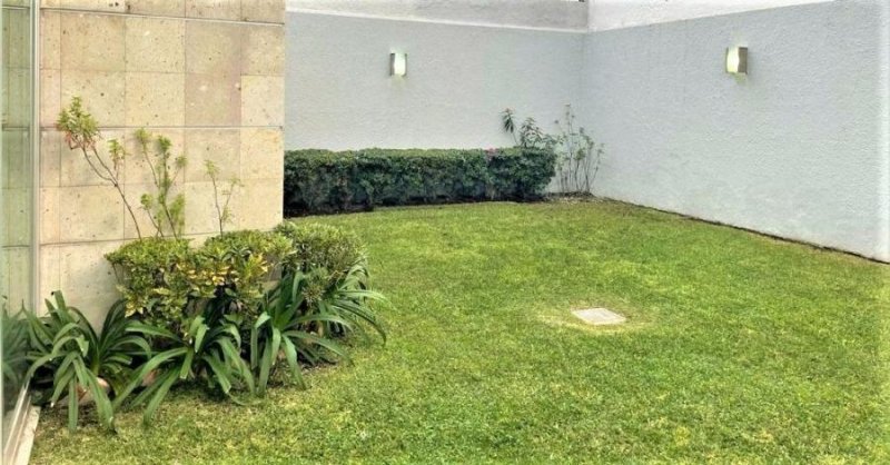 Foto Casa en Venta en RINCONADA SANTA RITA, Zapopan, Jalisco - $ 10.200.000 - CAV308950 - BienesOnLine