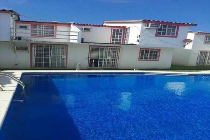 Foto Casa en Venta en Llano Largo, Acapulco de Juárez, Guerrero - $ 1.290.000 - CAV321091 - BienesOnLine