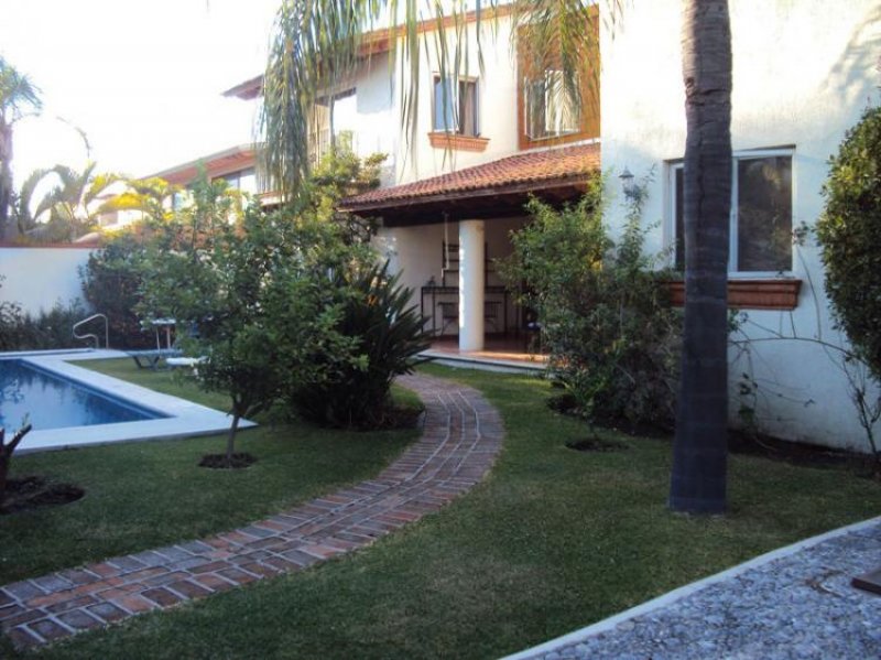 Foto Casa en Venta en Kloster Sumiya, Cuernavaca, Morelos - $ 4.500.000 - CAV118283 - BienesOnLine