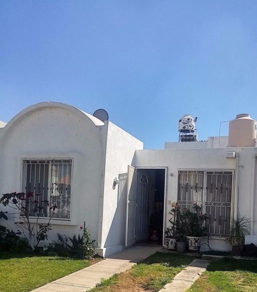 Casa en Venta en PASEO DE LOS AGAVES Tlajomulco de Zúñiga, Jalisco