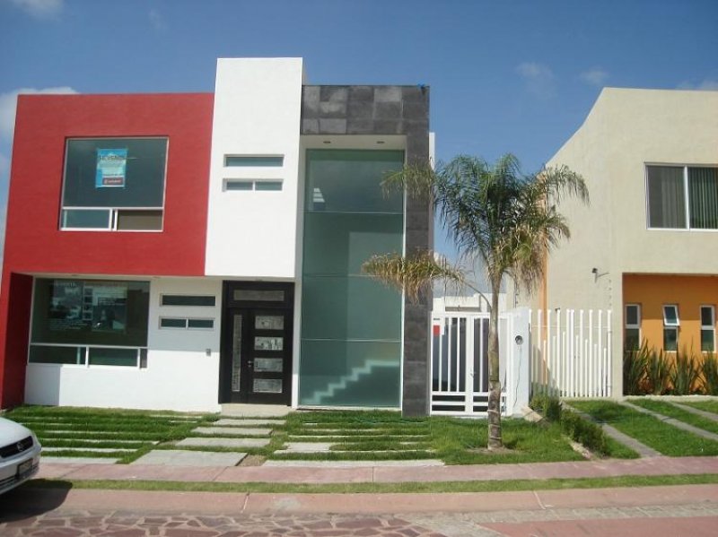 Foto Casa en Venta en El Palomar, Tlajomulco de Zúñiga, Jalisco - $ 3.200.000 - CAV44855 - BienesOnLine