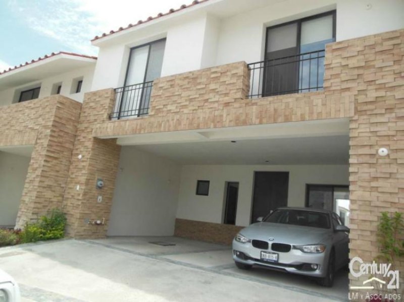 Foto Casa en Venta en cumbres del lago, Santa Rosa Jáuregui, Queretaro Arteaga - $ 2.800.000 - CAV129164 - BienesOnLine