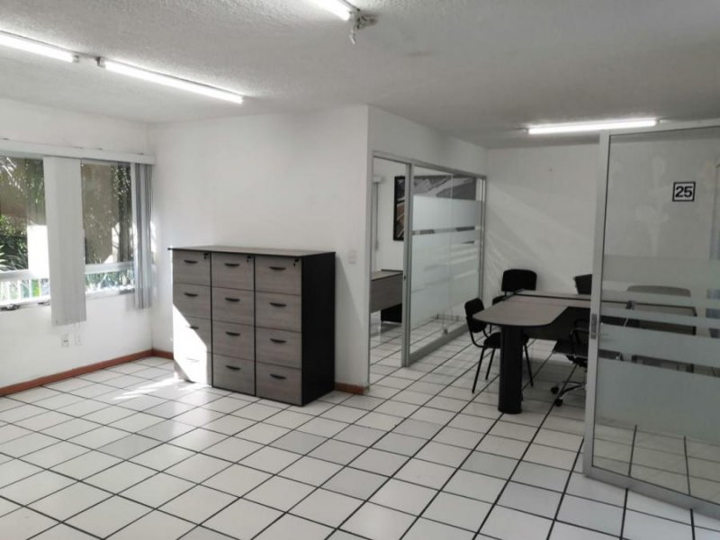 Foto Oficina en Renta en ARCOS VALLARTA, GUADALAJARA, Jalisco - $ 13.000 - OFR277636 - BienesOnLine