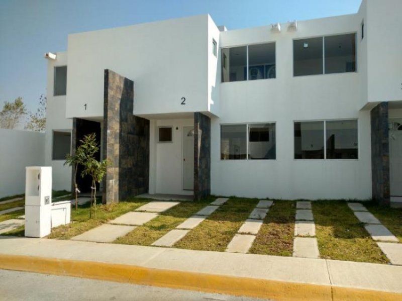 Foto Casa en Venta en loma de la cruz, Estado de México, Mexico - $ 1.285.000 - CAV240491 - BienesOnLine