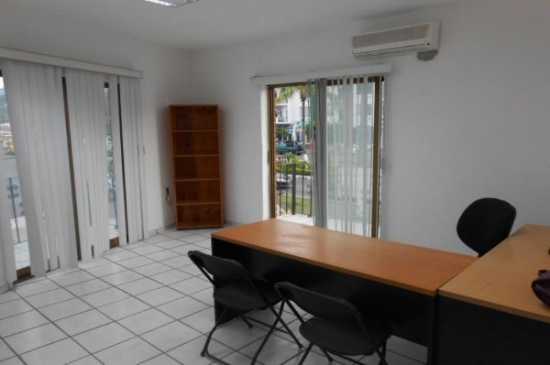 Foto Local en Renta en , Jalisco - $ 4.500 - LOR139450 - BienesOnLine