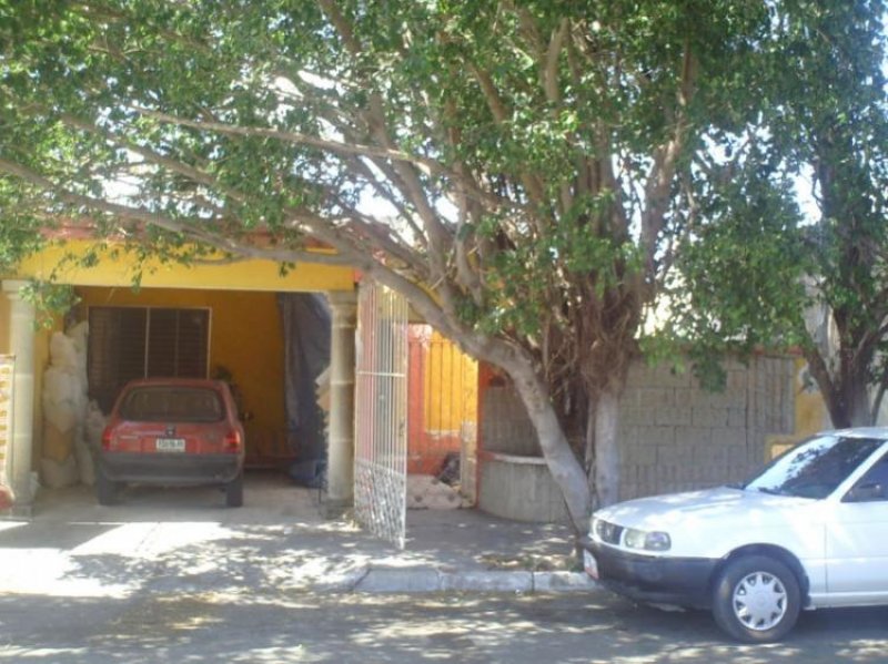 Foto Local en Venta en YUCALPETEN, Mérida, Yucatan - $ 690.000 - LOV53022 - BienesOnLine