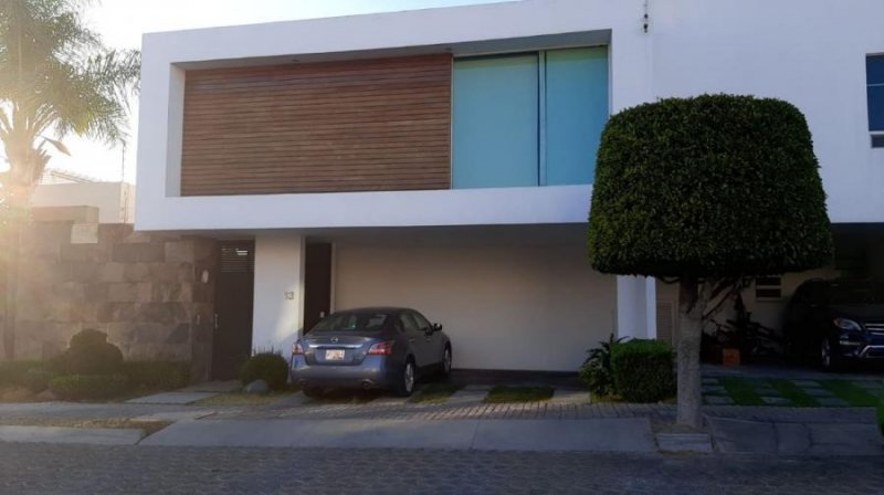 Casa en Venta en Fracc. Lomas de Angelópolis San Andrés Cholula, Puebla