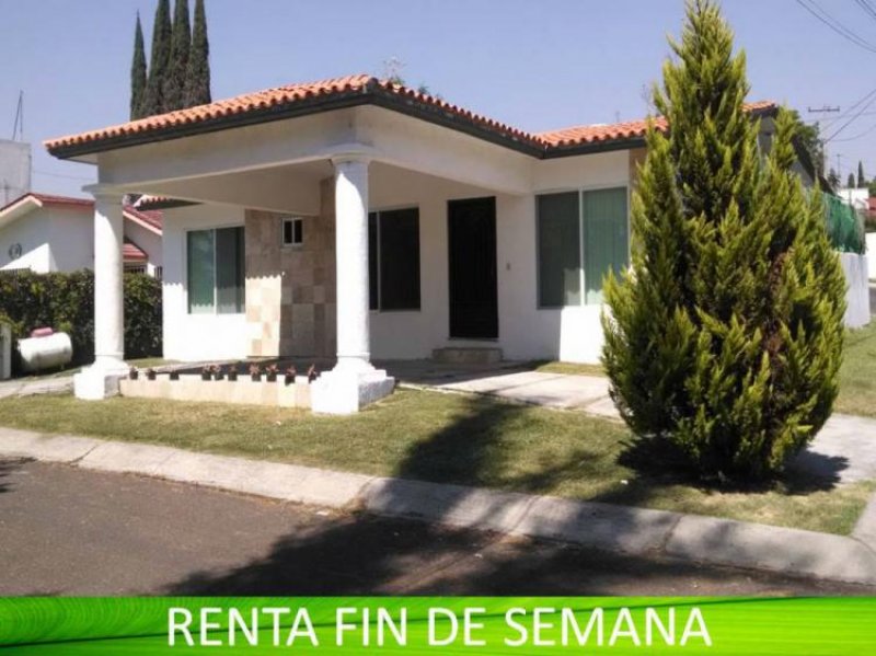 Foto Casa en Renta en Lomas de Cocoyoc, Fraccionamiento Lomas de Cocoyoc, Morelos - $ 3.500 - CAR128520 - BienesOnLine