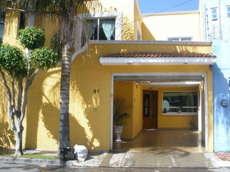 Foto Casa en Venta en Morelia, Michoacan de Ocampo - $ 2.400.000 - CAV179681 - BienesOnLine