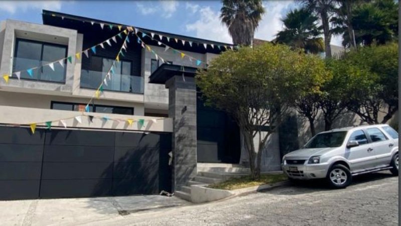 Casa en Venta en BOSQUES DE LAS LOMAS Miguel Hidalgo, Distrito Federal