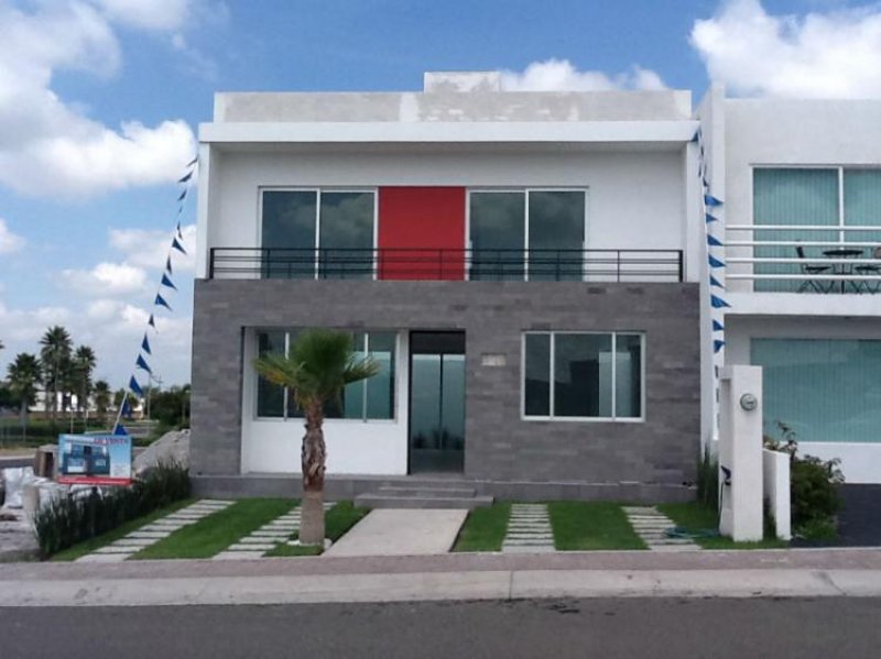 Foto Casa en Venta en FRACCIONEMIENTO EL REFUGIO, Santiago de Querétaro, Queretaro Arteaga - $ 1.390.000 - CAV81717 - BienesOnLine