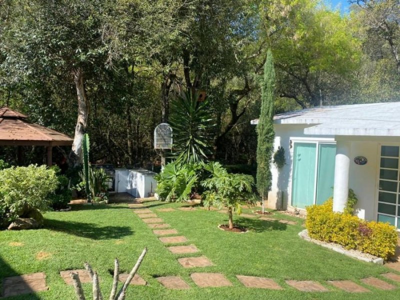 Casa en Venta en Zurumbeneo Charo, Michoacan de Ocampo