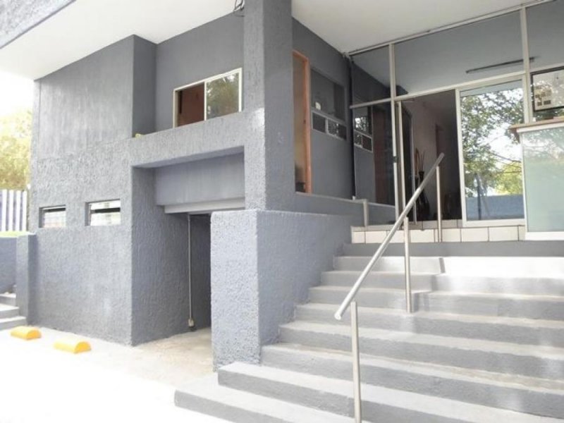 Foto Oficina en Renta en Arcos Vallarta, Guadalajara, Jalisco - $ 10.000 - OFR292009 - BienesOnLine