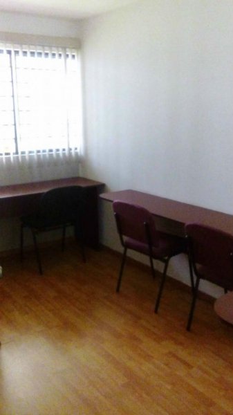 Foto Oficina en Renta en JARDINES DE GUADALUPE, Zapopan, Jalisco - $ 2.500 - OFR190859 - BienesOnLine