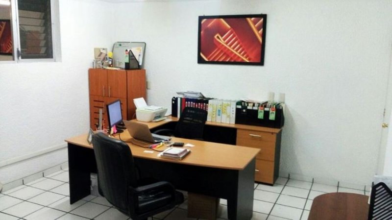 Foto Oficina en Renta en ARCOS VALLARTA, GUADALAJARA, Jalisco - $ 7.000 - OFR278188 - BienesOnLine