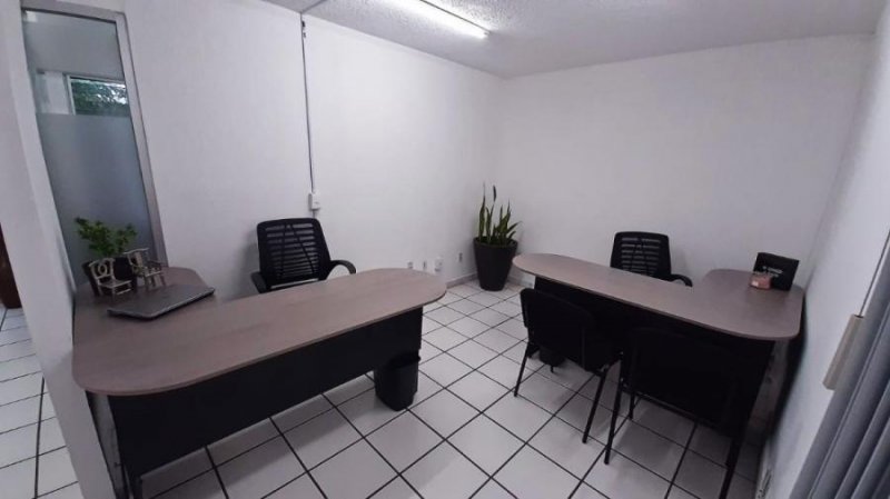 Foto Oficina en Renta en ARCOS VALLARTA, GUADALAJARA, Jalisco - $ 10.000 - OFR297963 - BienesOnLine